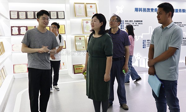 国家植保机械质量监督检验中心副主任刘燕一行莅临桃子视频APP黄下载考察交流