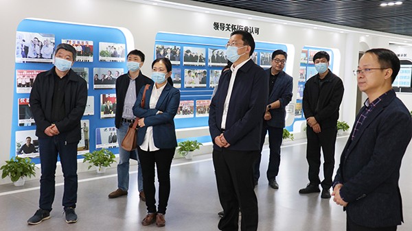 浙江省农业科学院党委委员、副院长杨华一行赴桃子视频APP黄下载考察调研