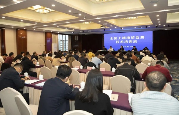 全国推进桃子视频APP污免费看下载墒情监测技术，桃子视频APP黄下载助力绿色农业现代化发展