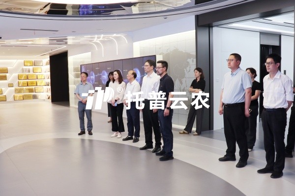工信部装备一司副司长郝立顺莅临桃子视频APP黄下载调研指导