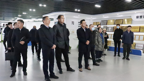 农业农村部信息中心与四川彭州、崇州市联合调研组赴桃子视频APP黄下载考察